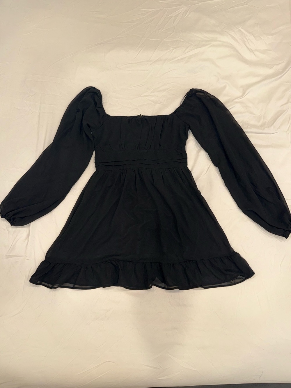 Black Long-Sleeve Ruffle Hem dress for juniors